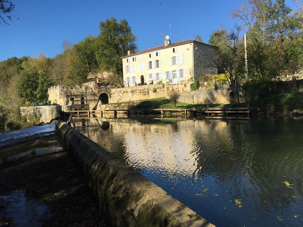 Moulin De Bapaumes Bed and Breakfast Nérac Esterno foto